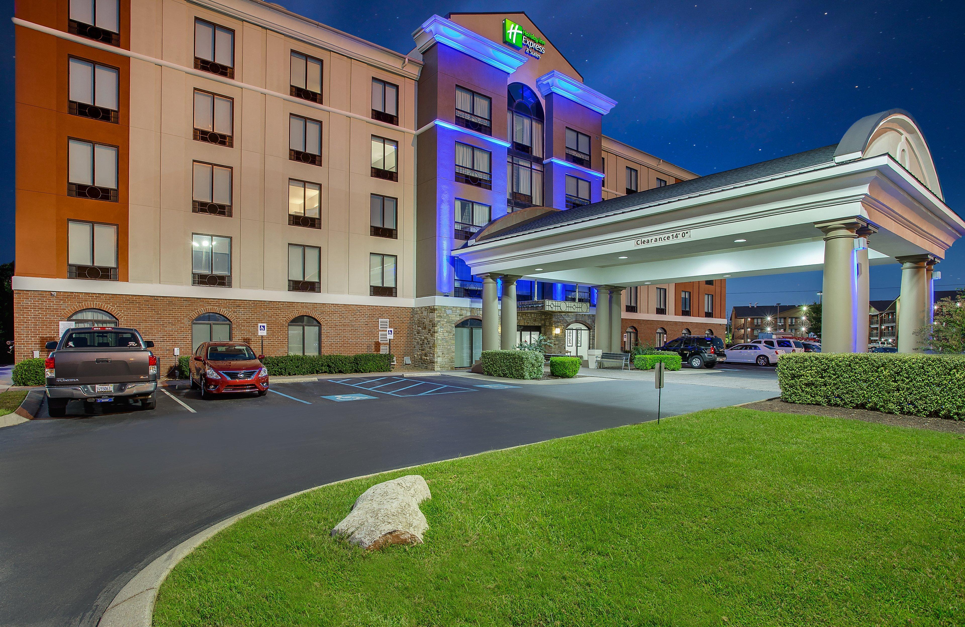 Holiday Inn Express & Suites Lebanon-Nashville Area By Ihg Exterior photo