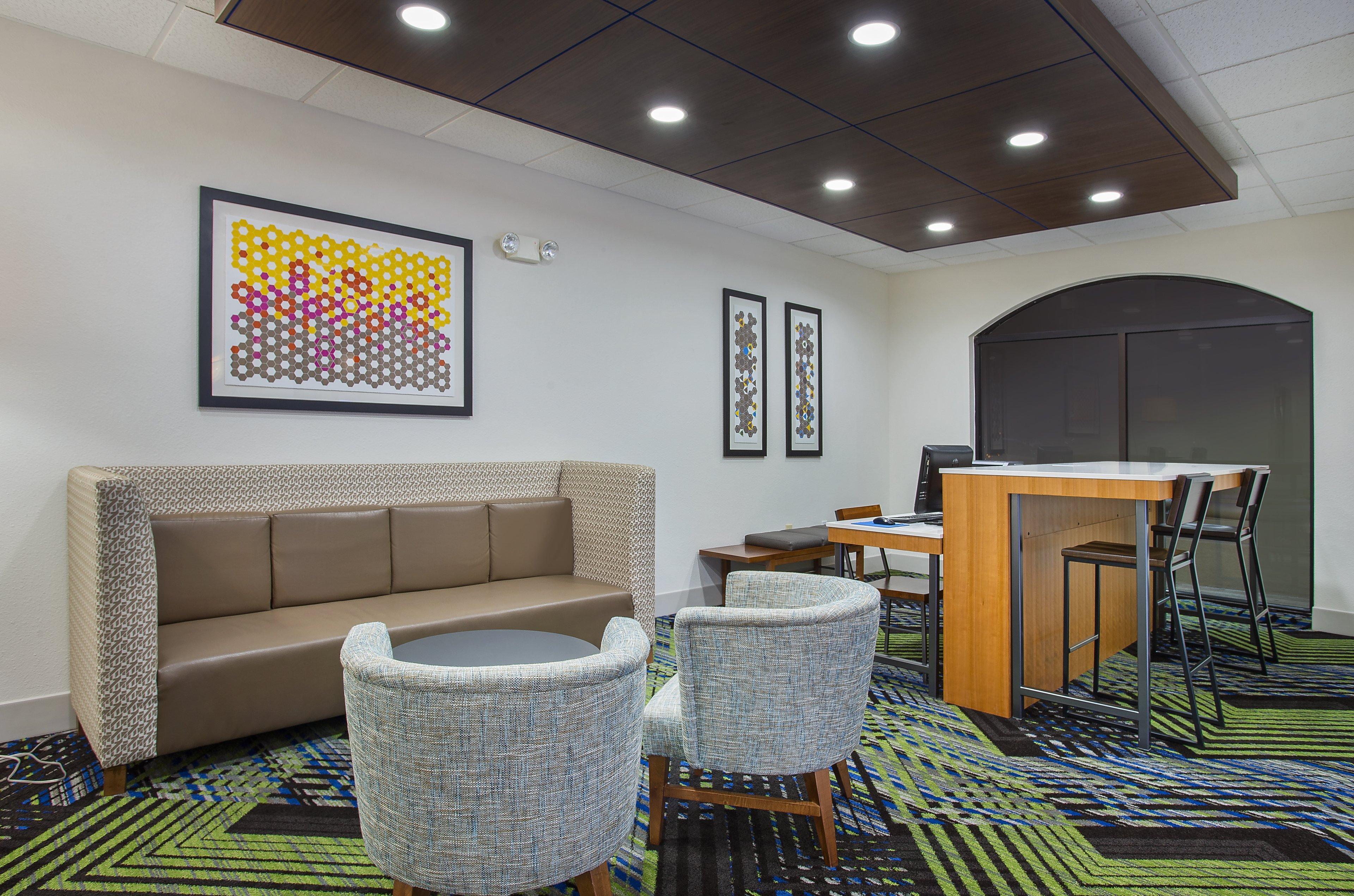 Holiday Inn Express & Suites Lebanon-Nashville Area By Ihg Exterior photo